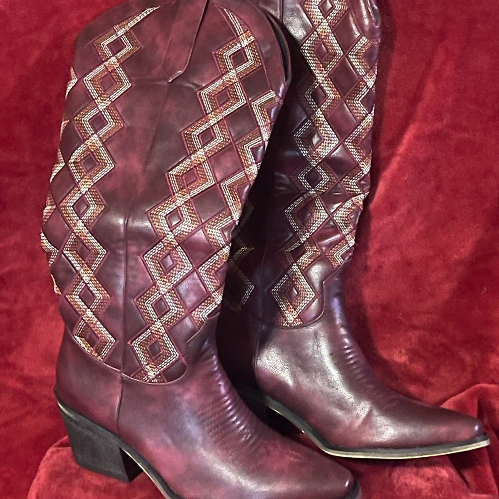 Women's Burgundy Embroidered Boots